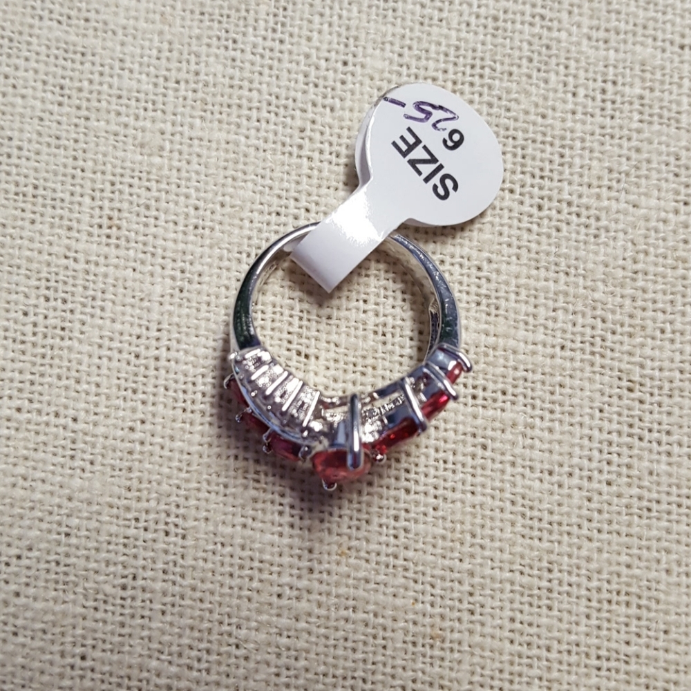 Ruby ring - Picture 2 of 3